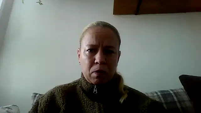 Snapshot of jennyblondeuk chatting on 25, 2, 2026 jennyblondeuk online show from 25, 2, 2026