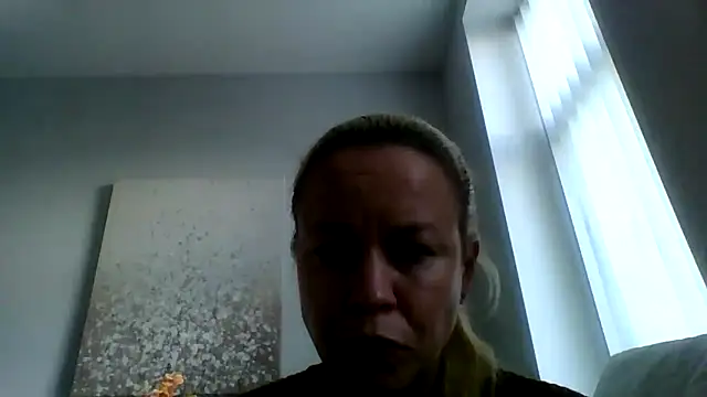 Snapshot of jennyblondeuk chatting on 25, 3, 2026 jennyblondeuk online show from 25, 3, 2026