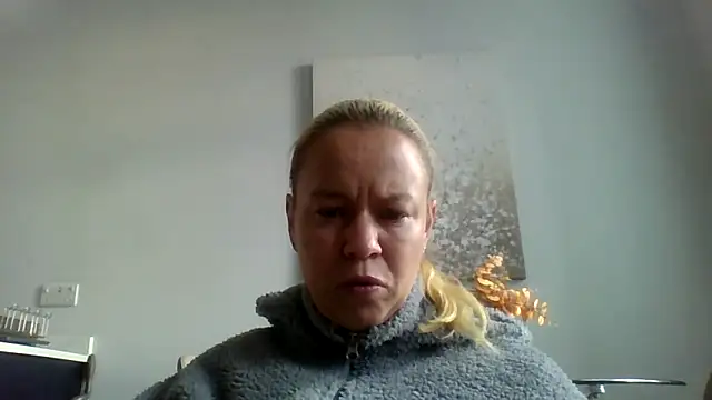 Snapshot of jennyblondeuk chatting on 26, 3, 2026 jennyblondeuk online show from 26, 3, 2026
