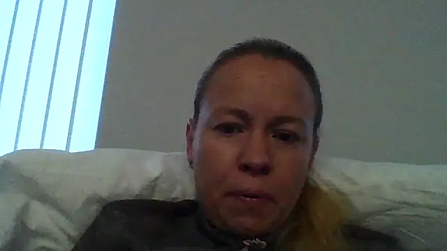 Snapshot of jennyblondeuk chatting on 30, 3, 2026 jennyblondeuk online show from 30, 3, 2026
