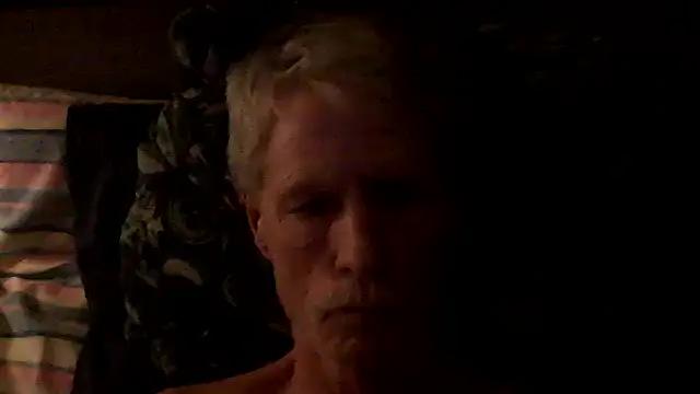 Snapshot of looking4u2 chatting on 20, 12, 2025 looking4u2 online show from 20, 12, 2025