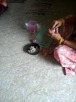 Tamilwifelove online show from 22, 12, 2025