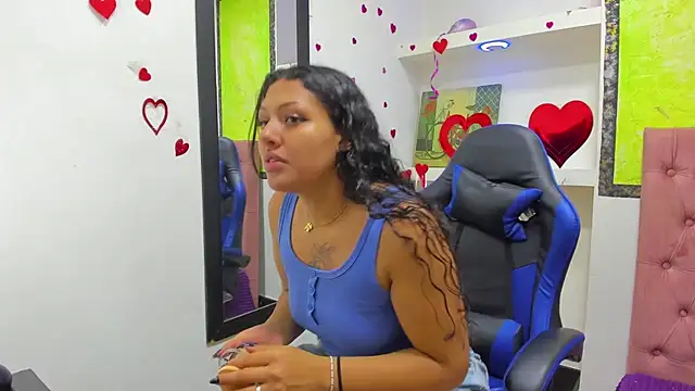 ashley-17 online show from 15, 3, 2026