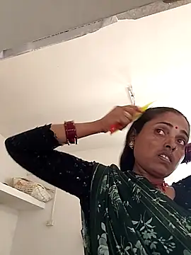 Snapshot of Mahima_rani34 chatting on 8, 3, 2026 Mahima rani34 online show from 8, 3, 2026