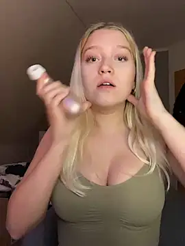 EmmiPemmi online show from 20, 12, 2025