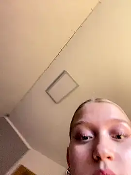 EmmiPemmi online show from 21, 12, 2025