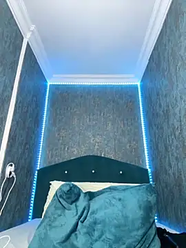 Snapshot of RedAssHottie chatting on 23, 10, 2025 RedAssHottie online show from 23, 10, 2025