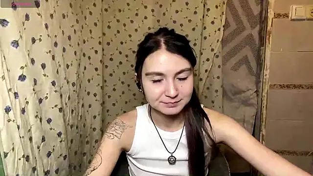 EstherKiester online show from 4, 2, 2026