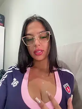 jujuarantes  2026 online show from 7, 1, 2026