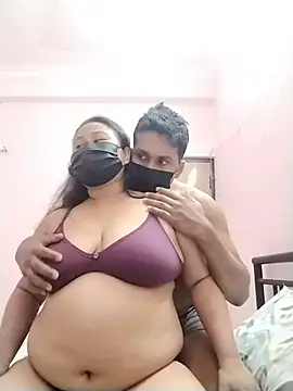 Snapshot of DesiSeductress chatting on 20, 2, 2026 DesiSeductress online show from 20, 2, 2026