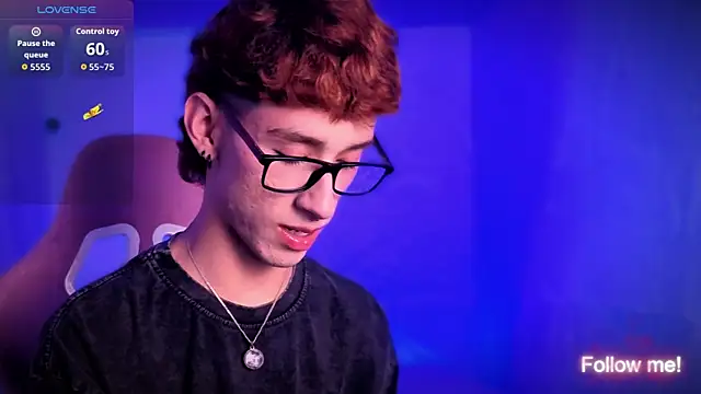 Snapshot of Kitsuneplay_ chatting on 6, 1, 2026 Kitsuneplay online show from 6, 1, 2026