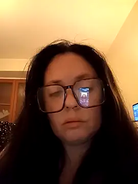 EdgedSleeve online show from 10, 3, 2026