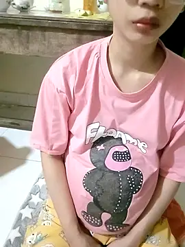 Snapshot of damsun_22 chatting on 1, 3, 2026 damsun 22 online show from 1, 3, 2026