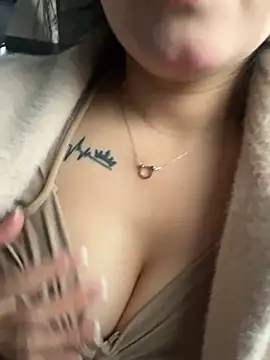 Snapshot of Molly-xiao chatting on 6, 3, 2026 Molly-xiao online show from 6, 3, 2026