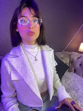 luna gv online show from 9, 3, 2026