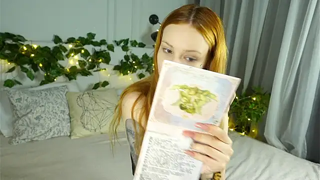 Zoe  Page online show from 14, 3, 2026