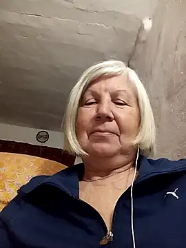 KlaudiaDarling online show from 5, 3, 2026