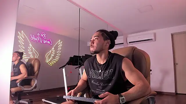 Maximo Zahir online show from 3, 2, 2026