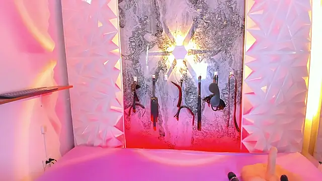 Sofia-love7 online show from 19, 3, 2026