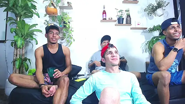 Interracial Snow Bunny online show from 28, 2, 2026