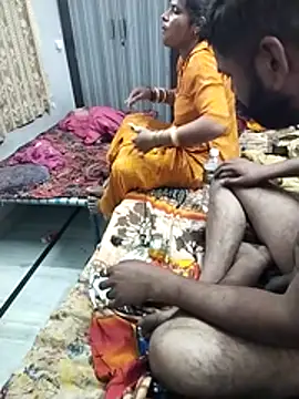 Snapshot of hornycouple20000 chatting on 25, 2, 2026 hornycouple20000 online show from 25, 2, 2026