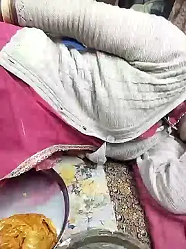 Snapshot of hornycouple20000 chatting on 28, 2, 2026 hornycouple20000 online show from 28, 2, 2026