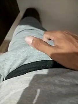 vitorpau22cm online show from 2, 2, 2026