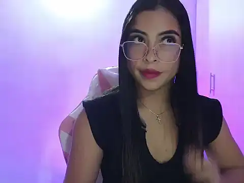 Snapshot of Daphne_Grayy chatting on 15, 2, 2026 Daphne Grayy online show from 15, 2, 2026