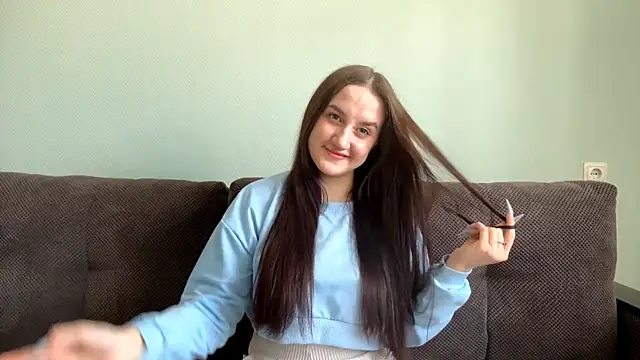 Snapshot of tinykissme chatting on 18, 2, 2026 tinykissme online show from 18, 2, 2026