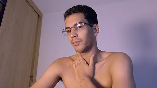 Pikashu7u7 online show from 17, 3, 2026