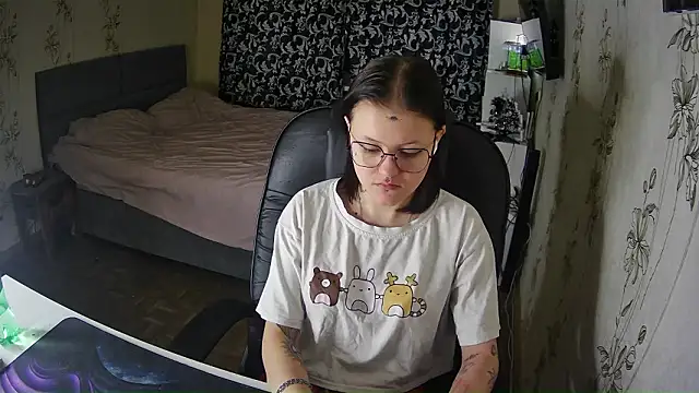 Withbeautyeyes online show from 18, 1, 2026