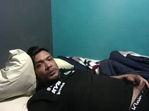 latinomoreno95 online show from 5, 4, 2026