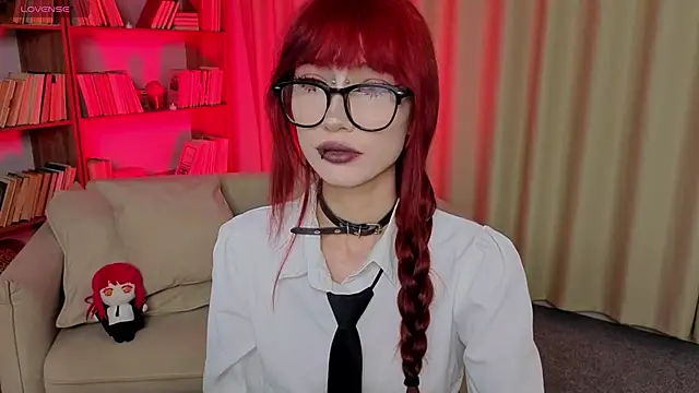 RedRubyMeow online show from 4, 2, 2026