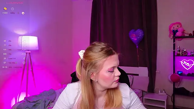 Elioraa online show from 3, 2, 2026