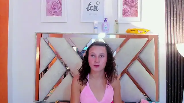 SalomeWilson online show from 26, 3, 2026