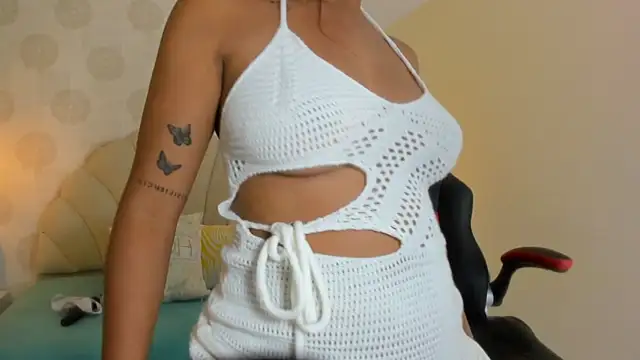 JOLIEBENSON1 online show from 5, 1, 2026