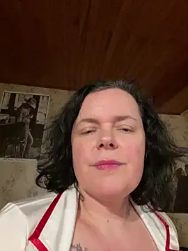 Malorie01 online show from 6, 2, 2026