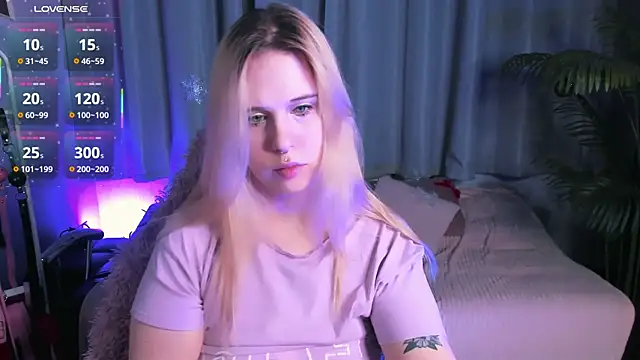  FrostLuna online show from 17, 1, 2026