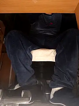 Tommybpdy online show from 8, 2, 2026