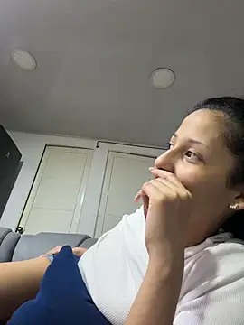 vicky bass  online show from 8, 2, 2026