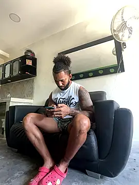 leon97hot online show from 7, 1, 2026