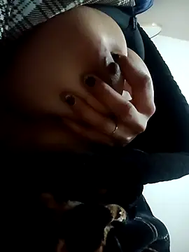 piriyahot online show from 3, 2, 2026