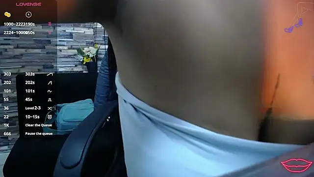 Snapshot of miaaboobs chatting on 8, 3, 2026 miaaboobs online show from 8, 3, 2026