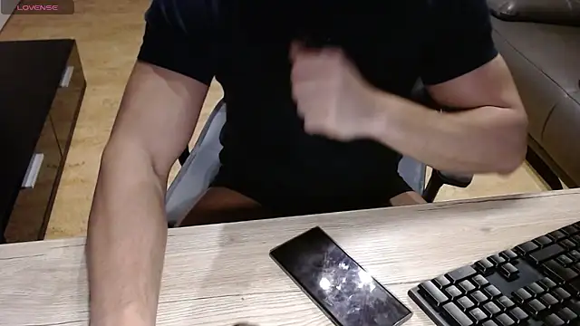 sensualman90 online show from 19, 2, 2026