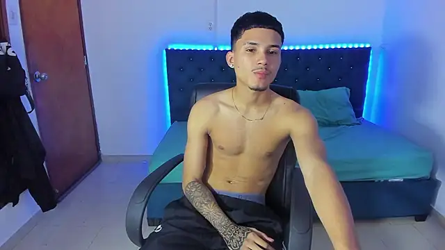 Liam hard04 online show from 4, 2, 2026