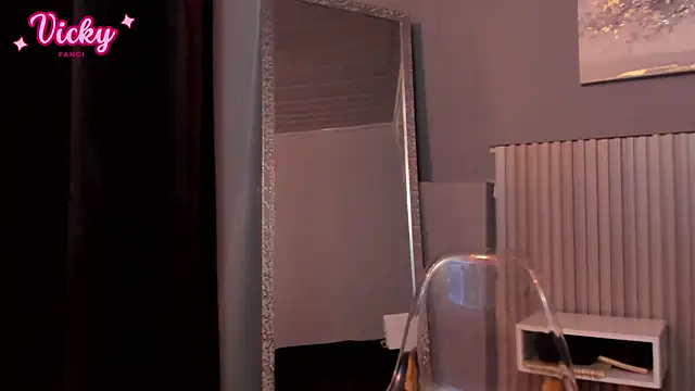 Snapshot of vicky_fant4sy chatting on 19, 2, 2026 vicky fant4sy online show from 19, 2, 2026