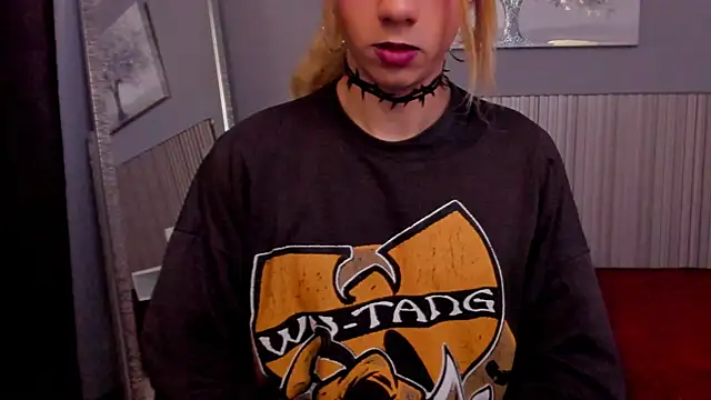 Snapshot of vicky_fant4sy chatting on 18, 3, 2026 vicky fant4sy online show from 18, 3, 2026