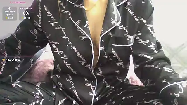 Snapshot of Nea_mu chatting on 23, 2, 2026 Nea mu online show from 23, 2, 2026