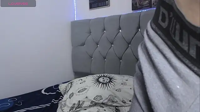 Loganjhonson19 online show from 15, 1, 2026