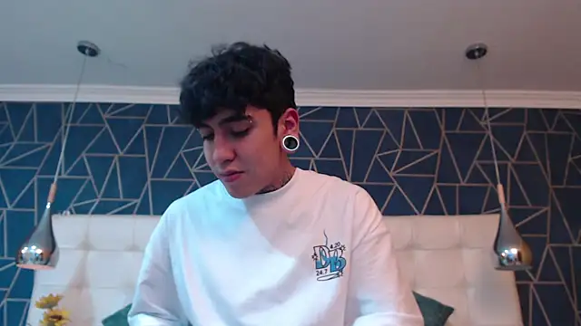 Snapshot of MarkOlsenn chatting on 8, 1, 2026 MarkOlsenn online show from 8, 1, 2026